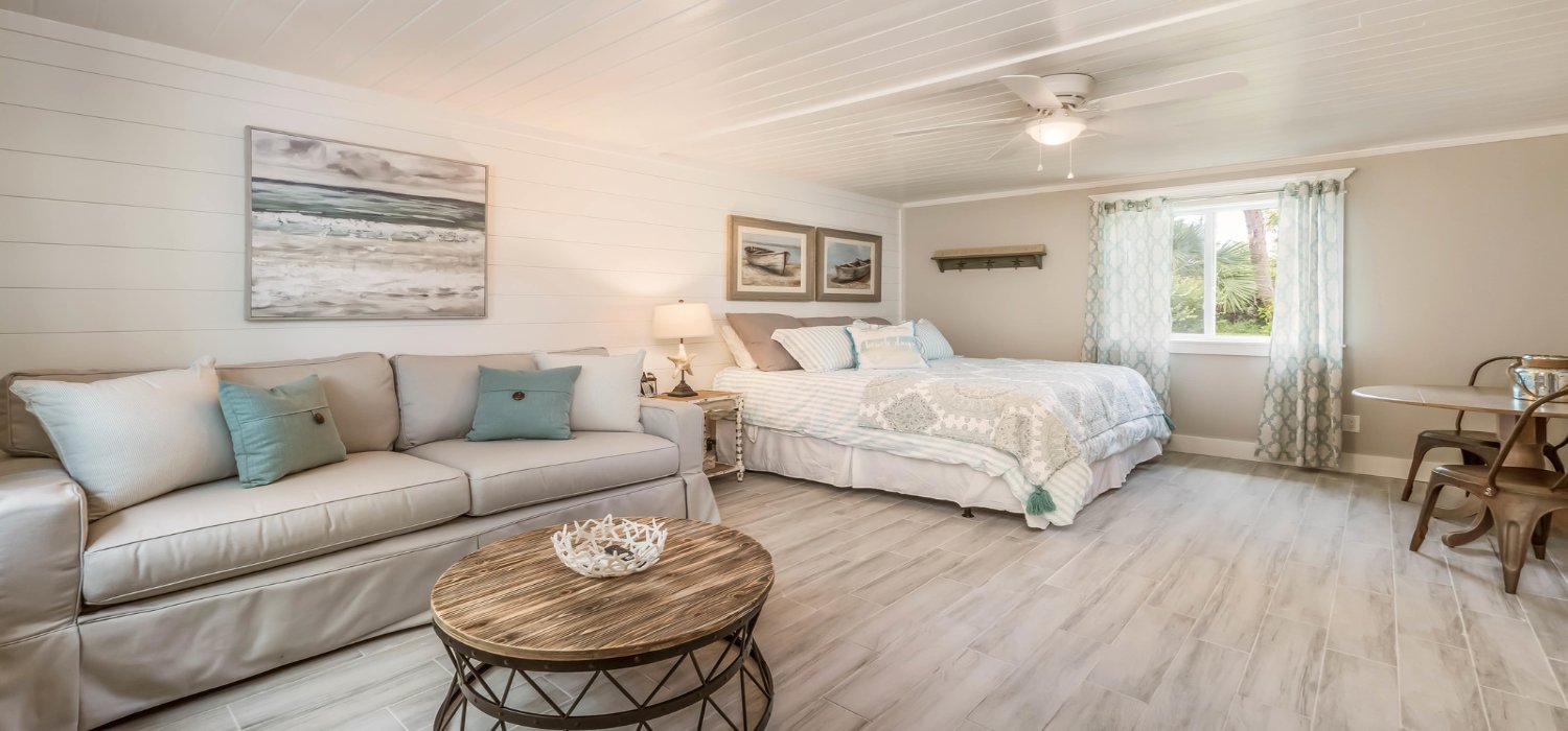 Driftwood King Guest Room